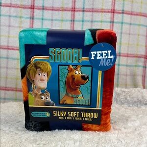 Warner Bros. Scoob! Silky Soft Throw - Multicolor